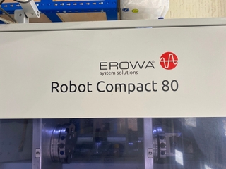 Fraiseuse Makino DA 300 + Erowa Robot-8